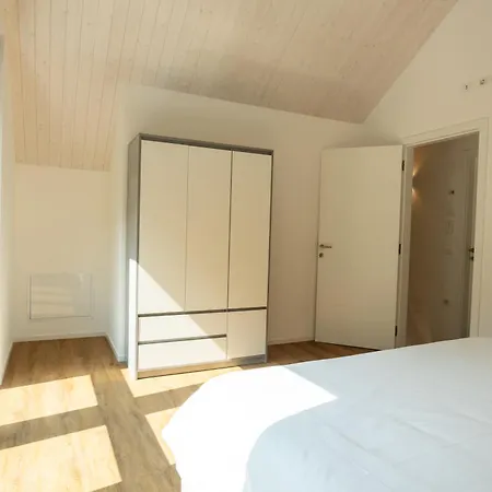 Con Privata Disponibile Su Richiesta